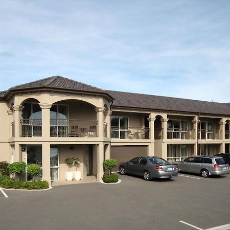 כרייסטצ'רץ' Salerno Motel Apartments מראה חיצוני תמונה Motel in Auckland, New Zealand