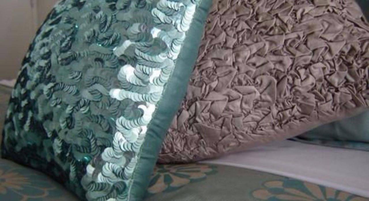 כרייסטצ'רץ' Salerno Motel Apartments מראה חיצוני תמונה Sequin pillows