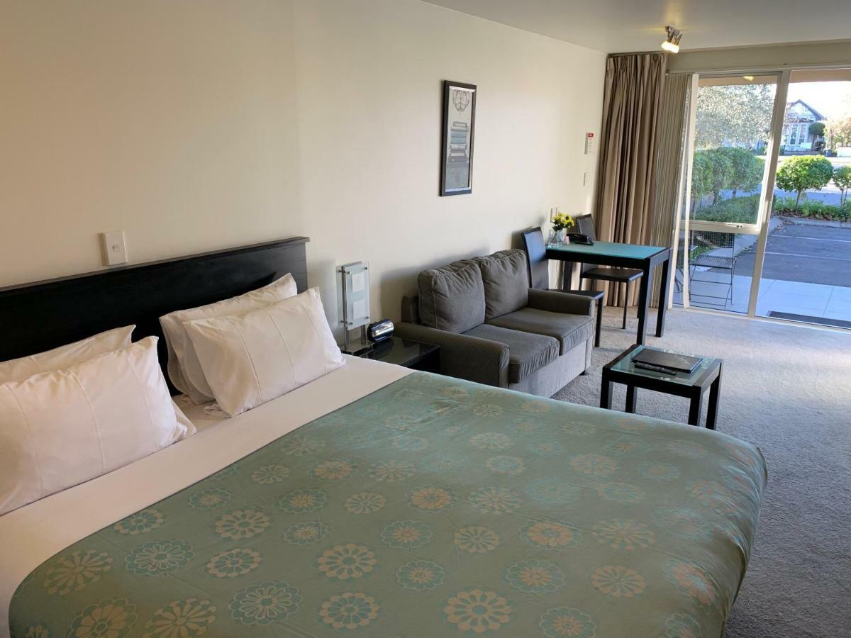 כרייסטצ'רץ' Salerno Motel Apartments מראה חיצוני תמונה A typical motel room
